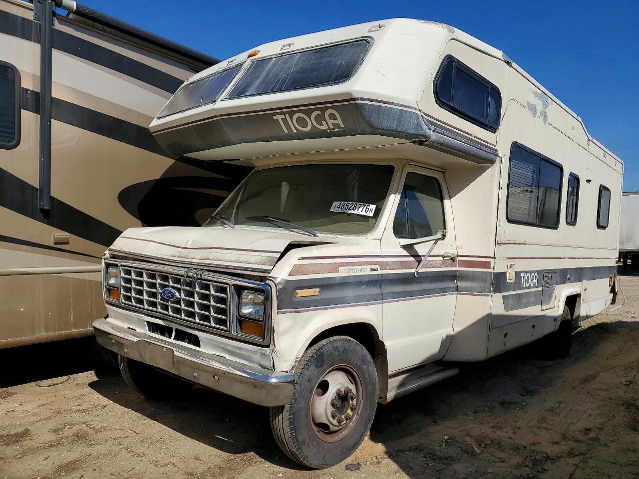 Ford Econoline E350 Cutaway Van