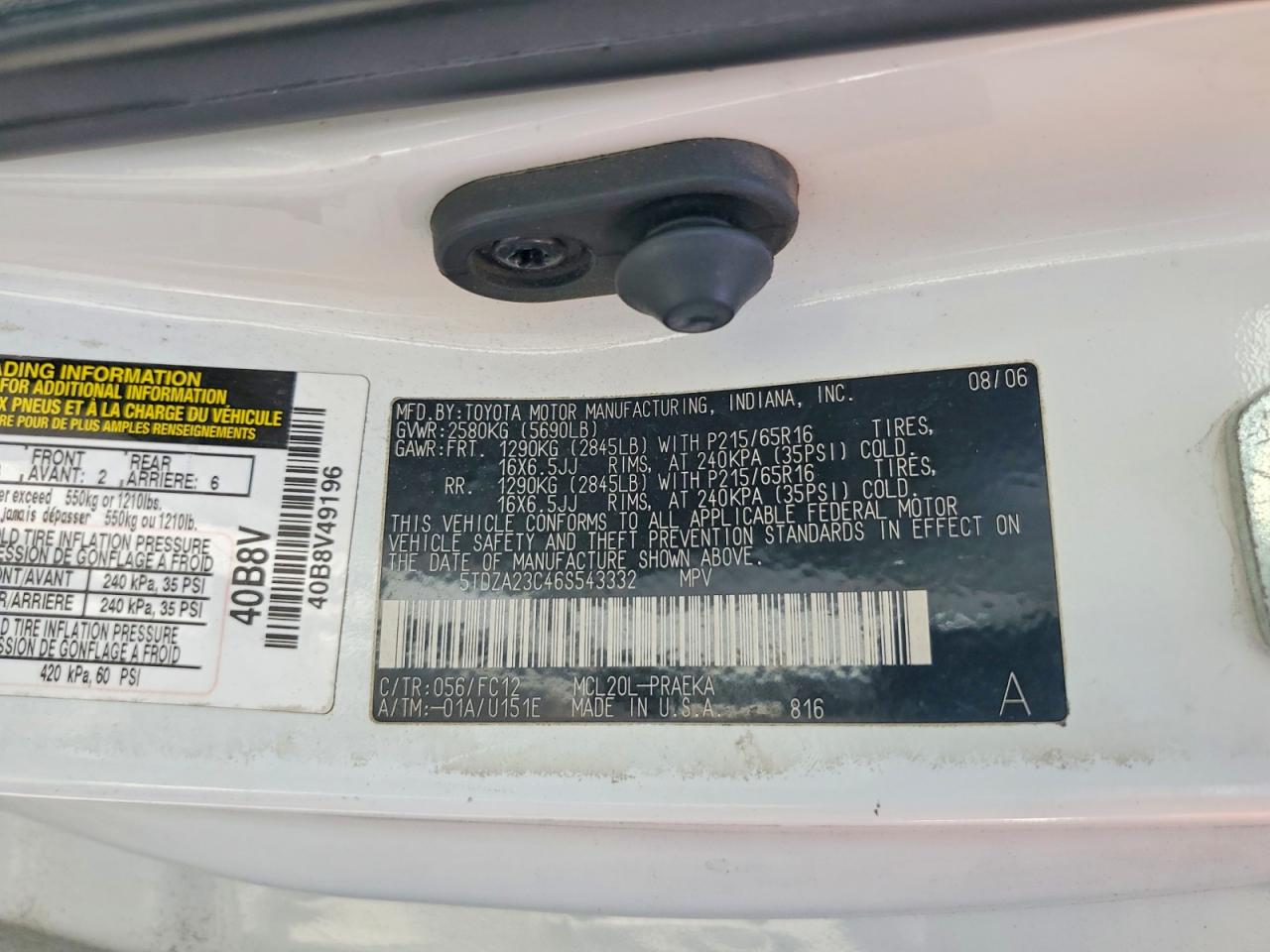 Toyota Sienna Le 8 Passenger