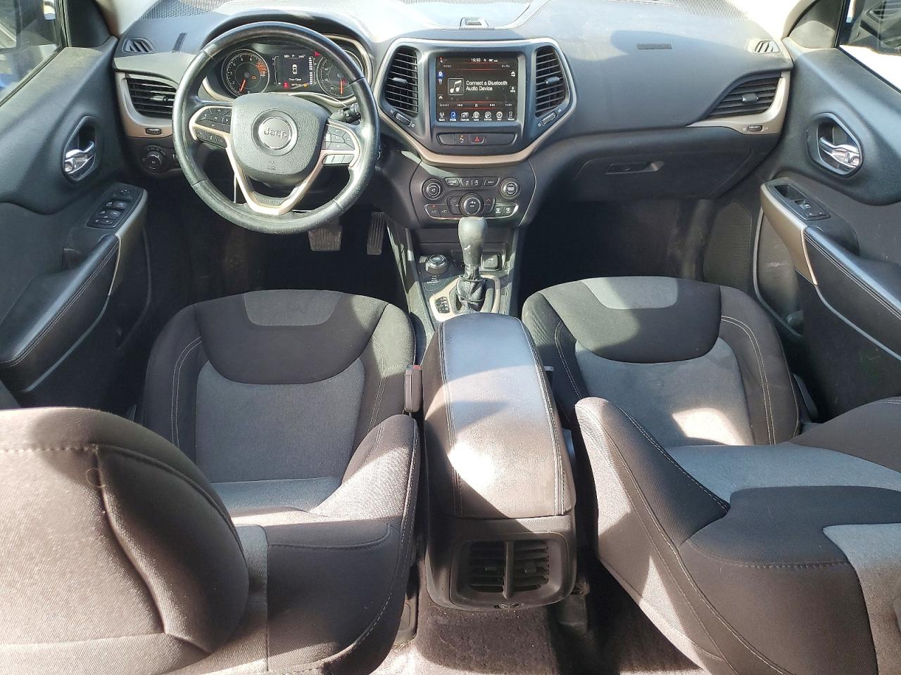Jeep Grand Cherokee Latitude