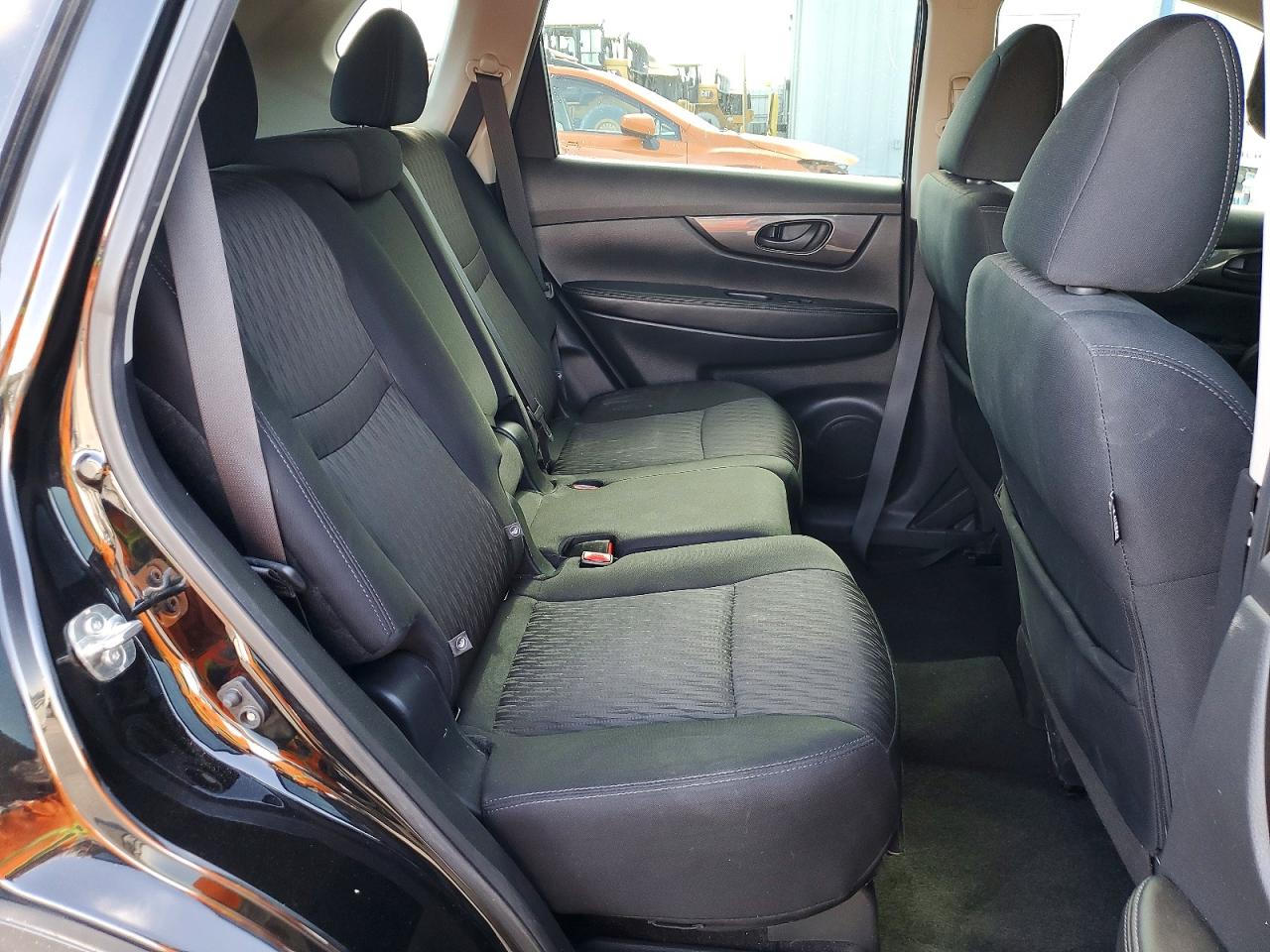 Nissan Rogue S