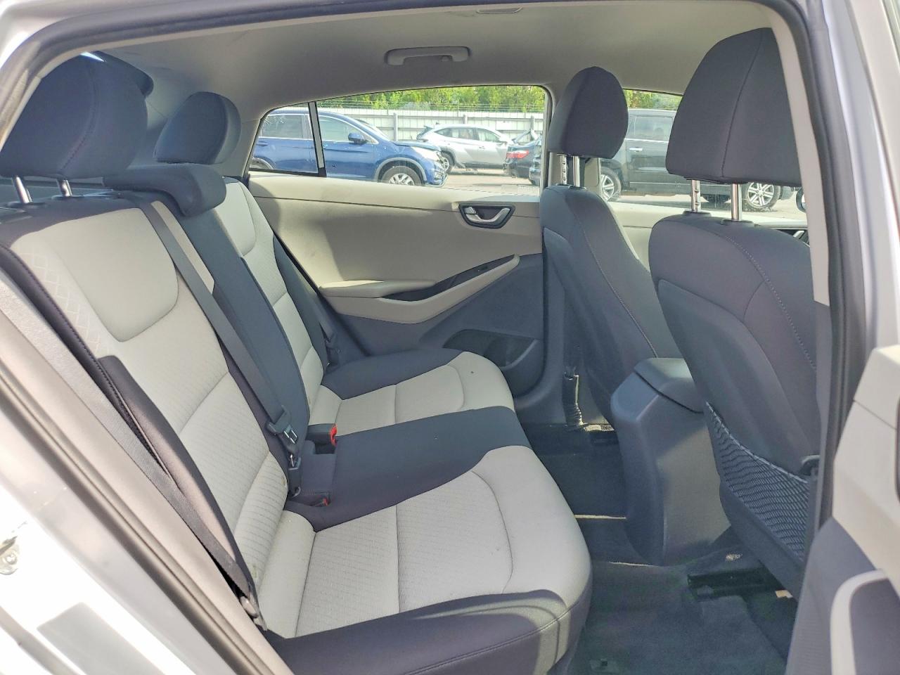 Hyundai Ioniq Blue
