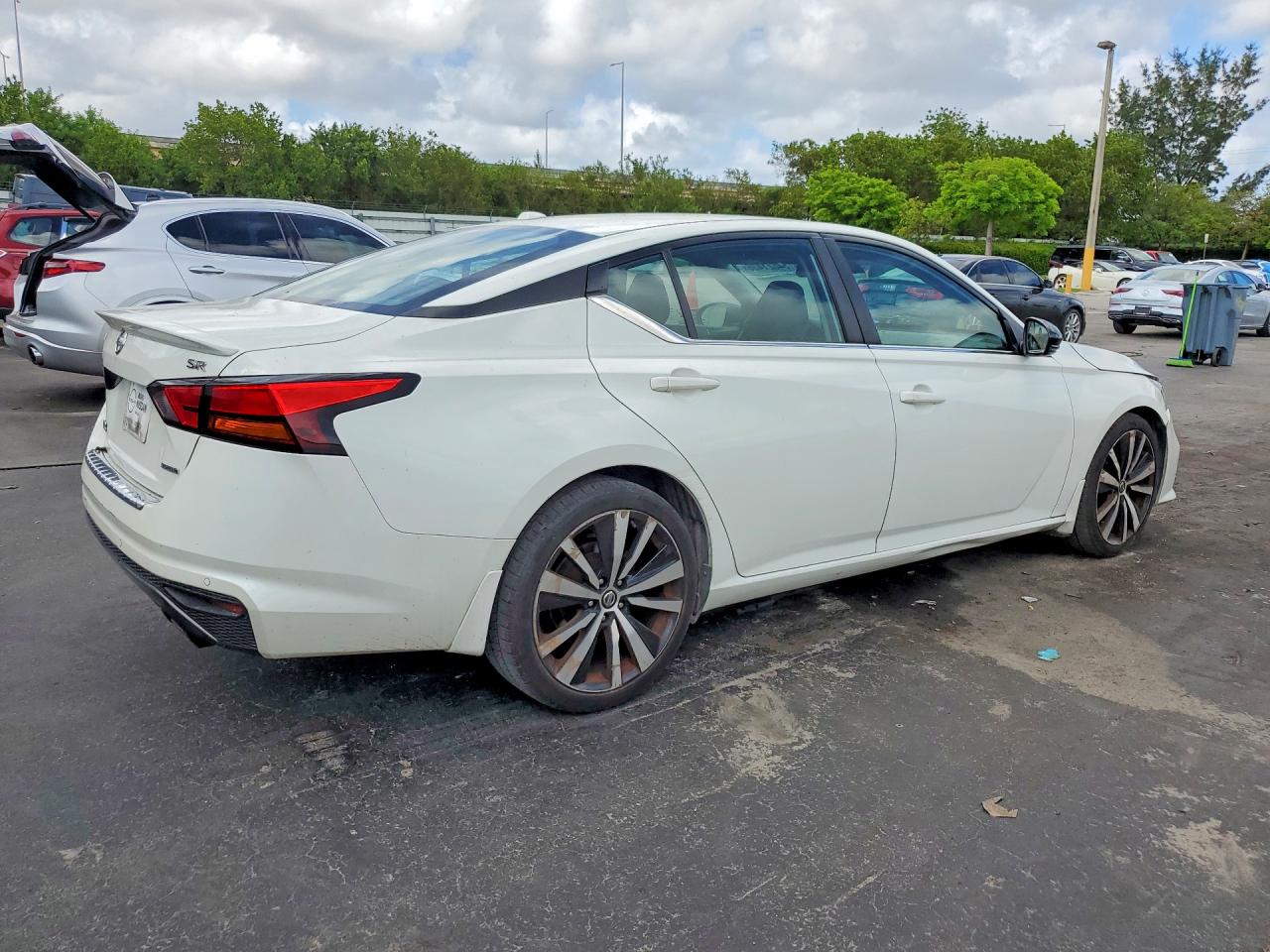 Nissan Altima Sr