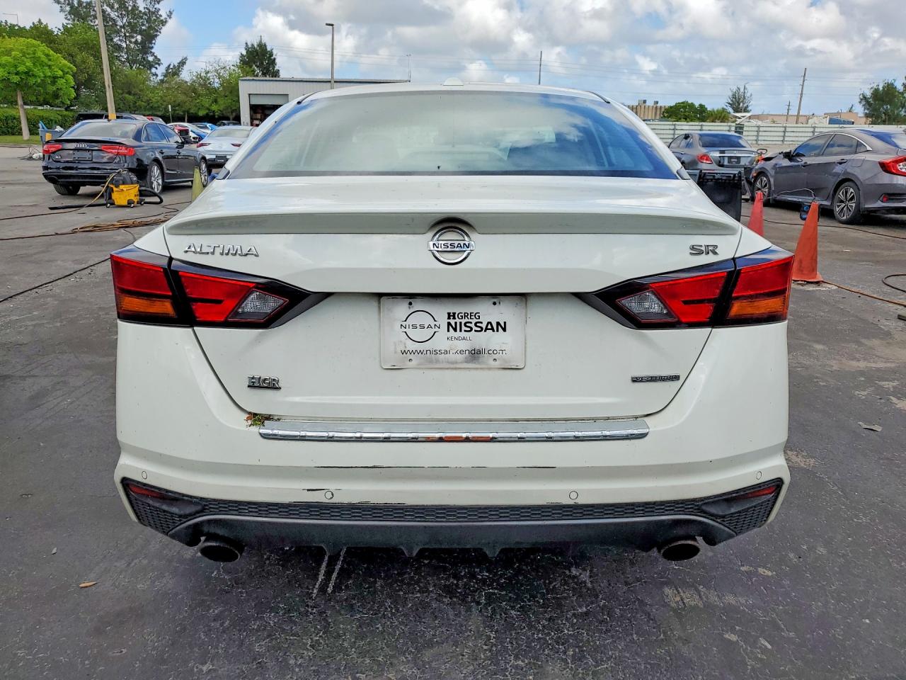 Nissan Altima Sr