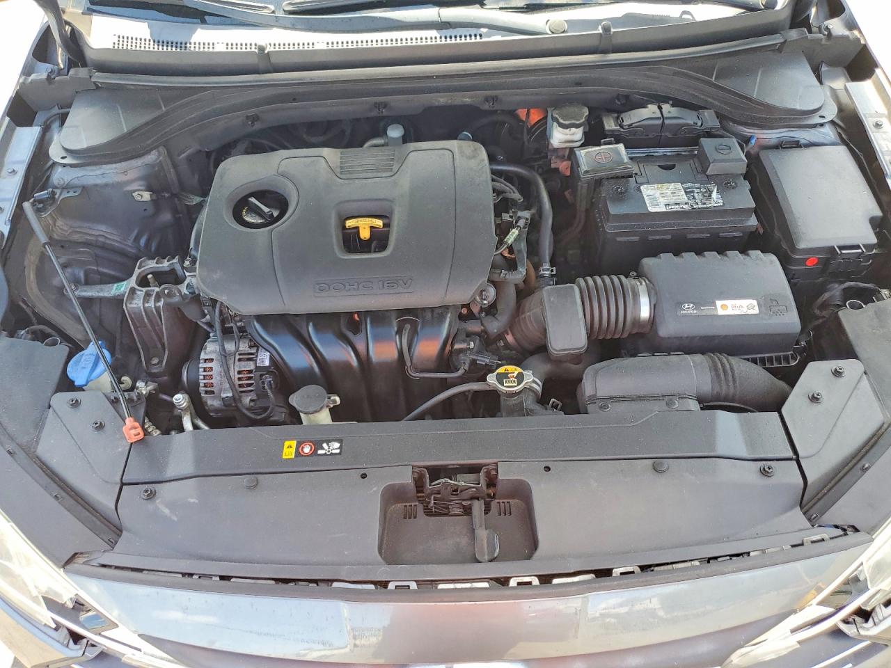 Hyundai ELANTRA Value Edition