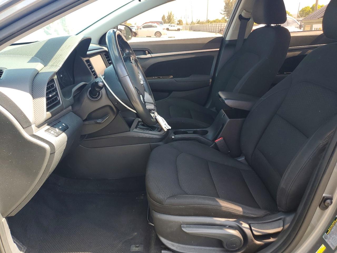 Hyundai ELANTRA Value Edition