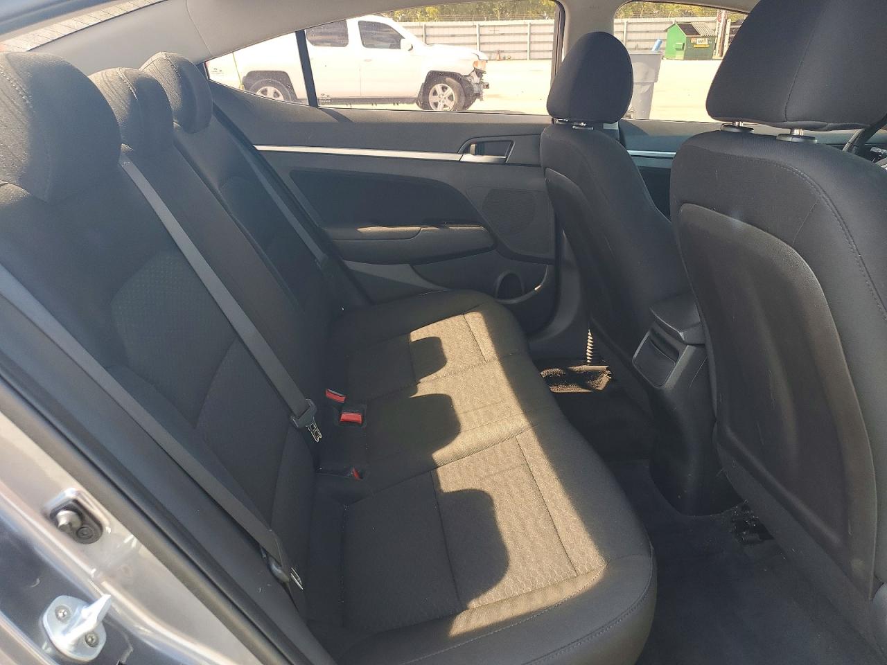 Hyundai ELANTRA Value Edition