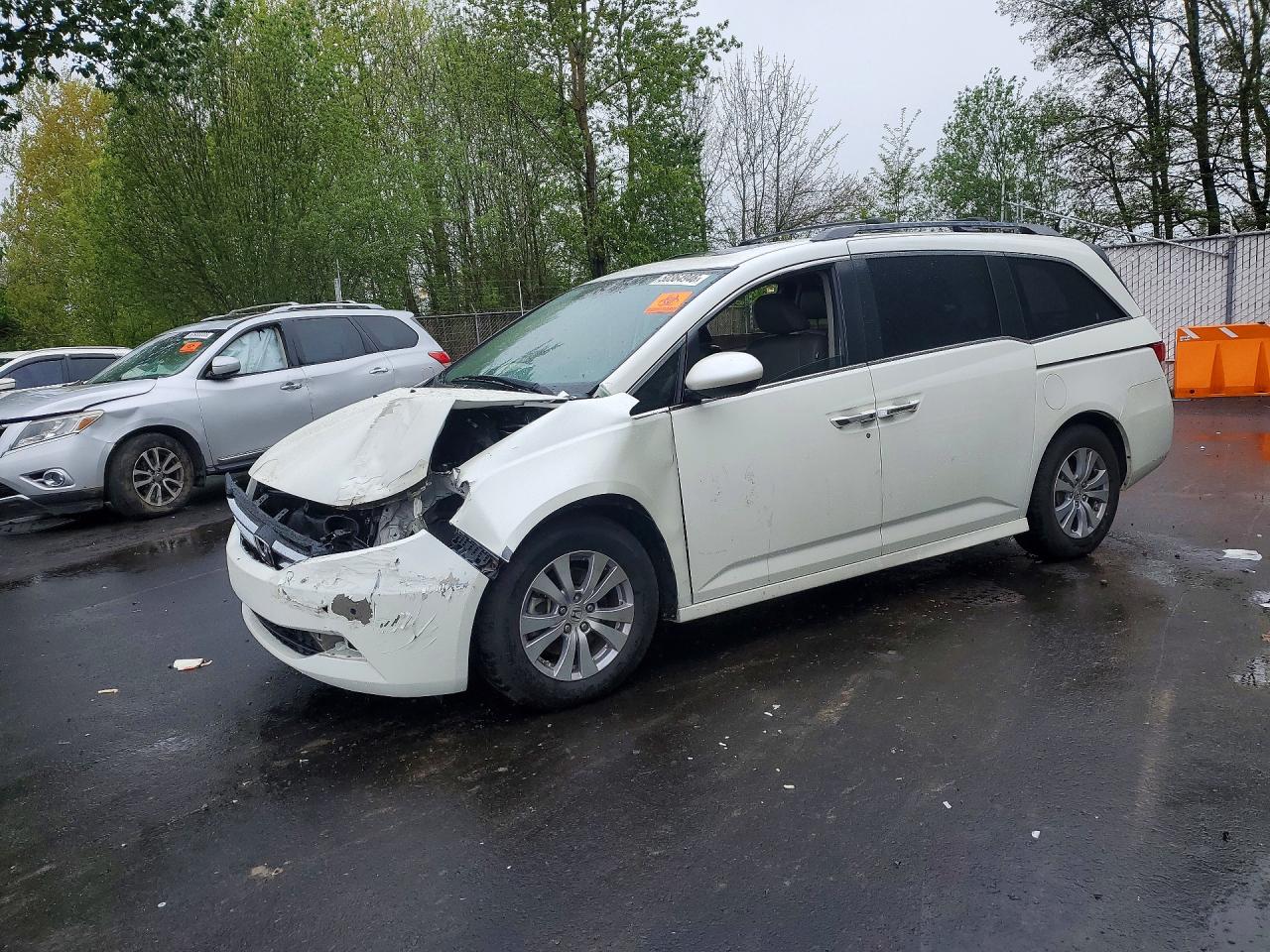 Salvage Honda Odyssey Image