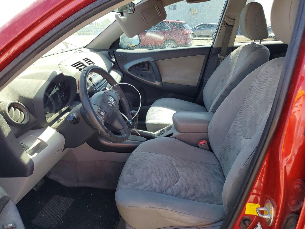 Toyota RAV4 Base