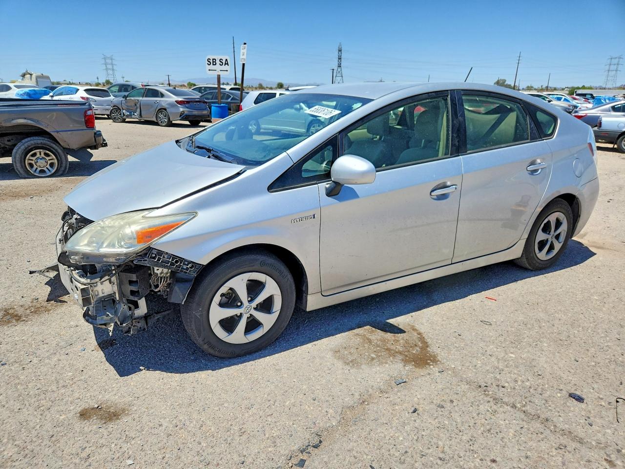 Salvage Toyota Prius Image