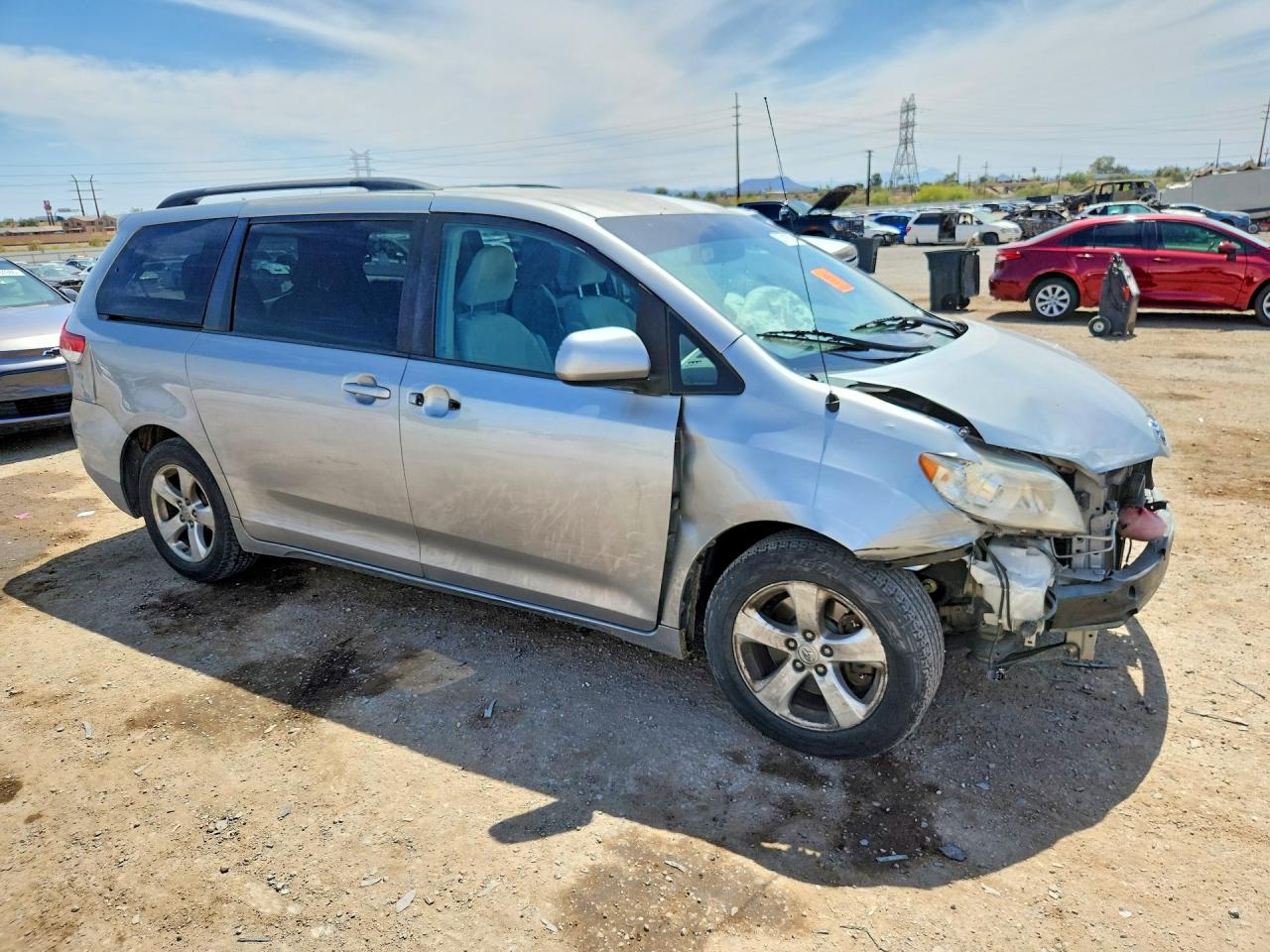 Toyota Sienna Le