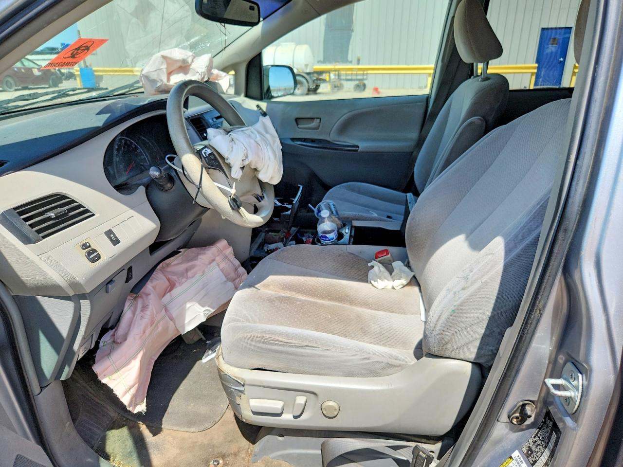 Toyota Sienna Le
