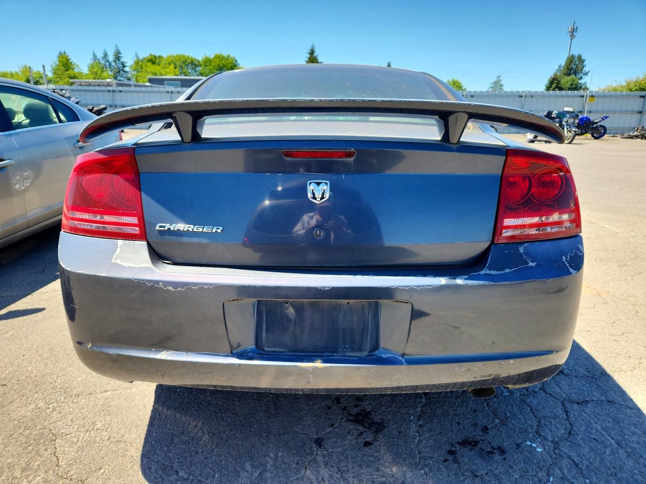 Dodge Charger Se