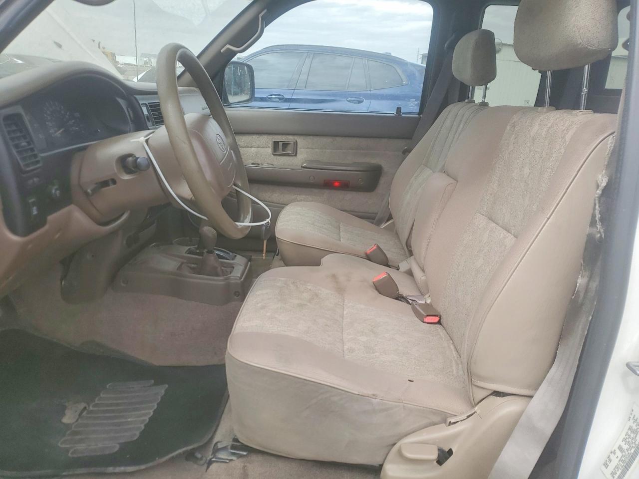 Toyota Tacoma Xtracab