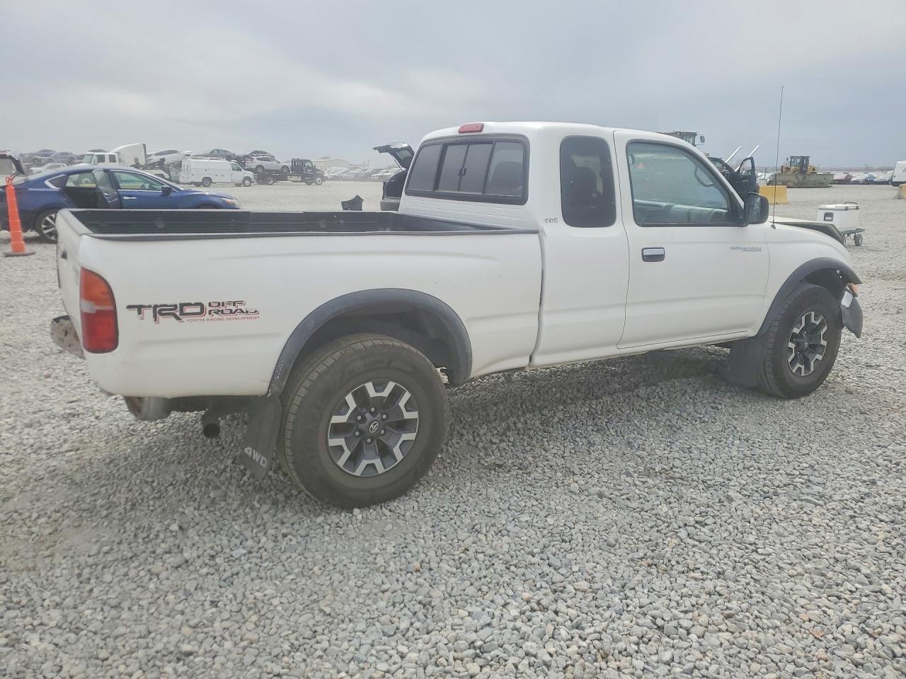 Toyota Tacoma Xtracab