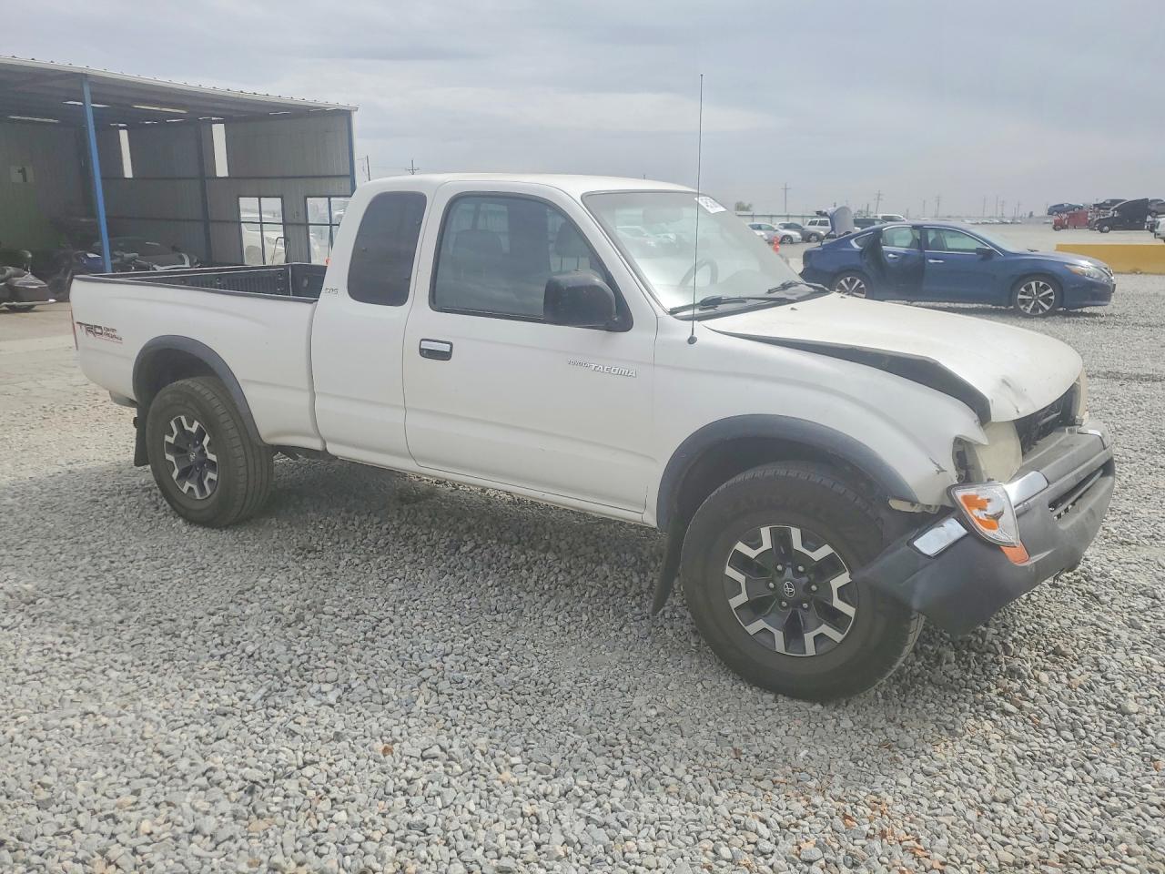 Toyota Tacoma Xtracab