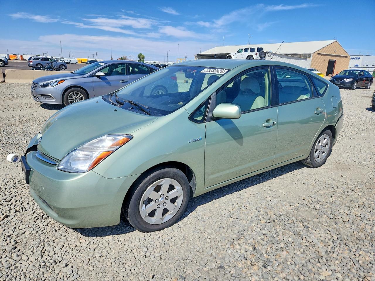 Salvage Toyota Prius Image