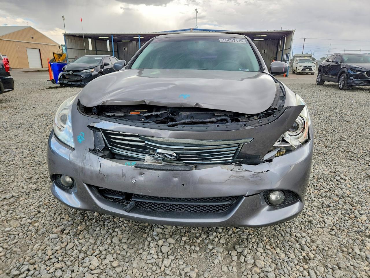INFINITI G37 X