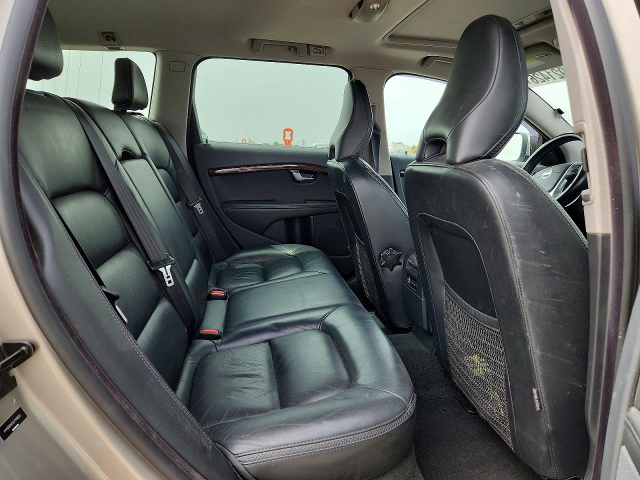 Volvo XC70 T6