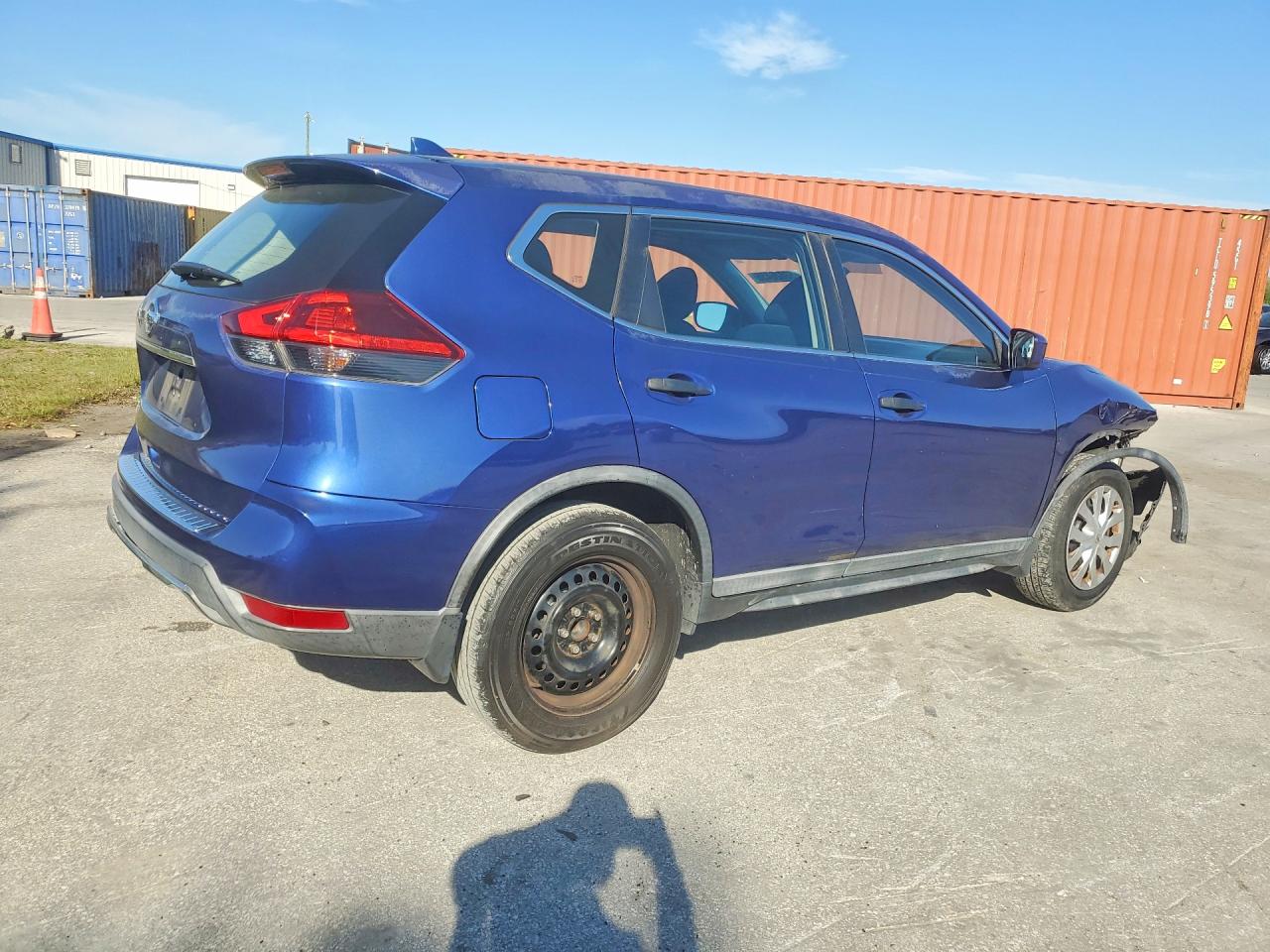 Nissan Rogue S
