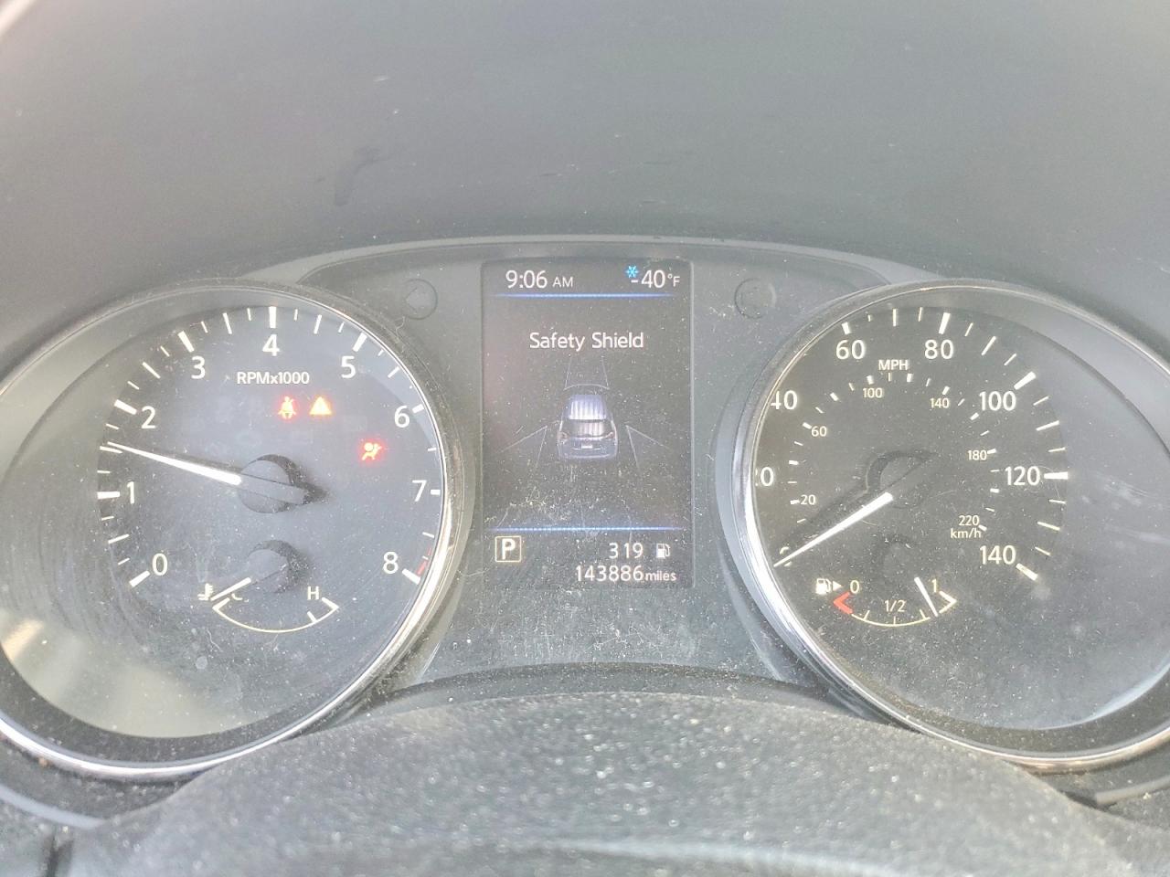 Nissan Rogue S