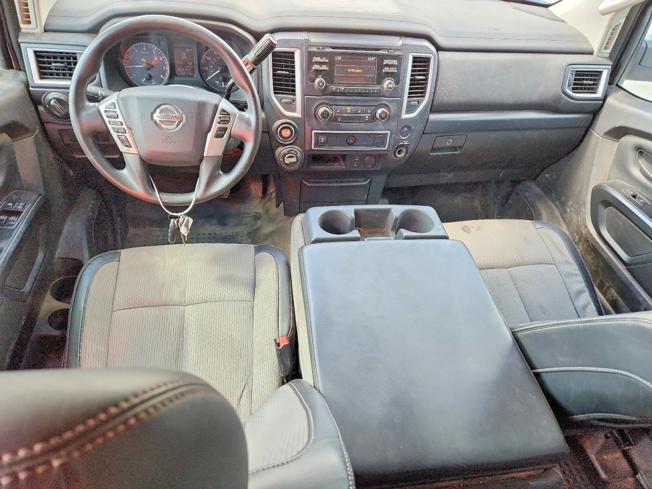 Nissan Titan S