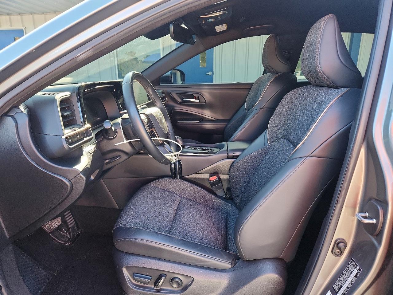 Toyota Crown Xle Xle