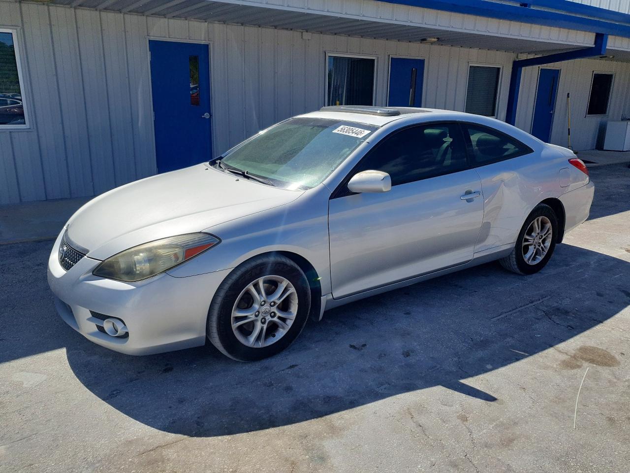 Salvage Toyota Camry Image