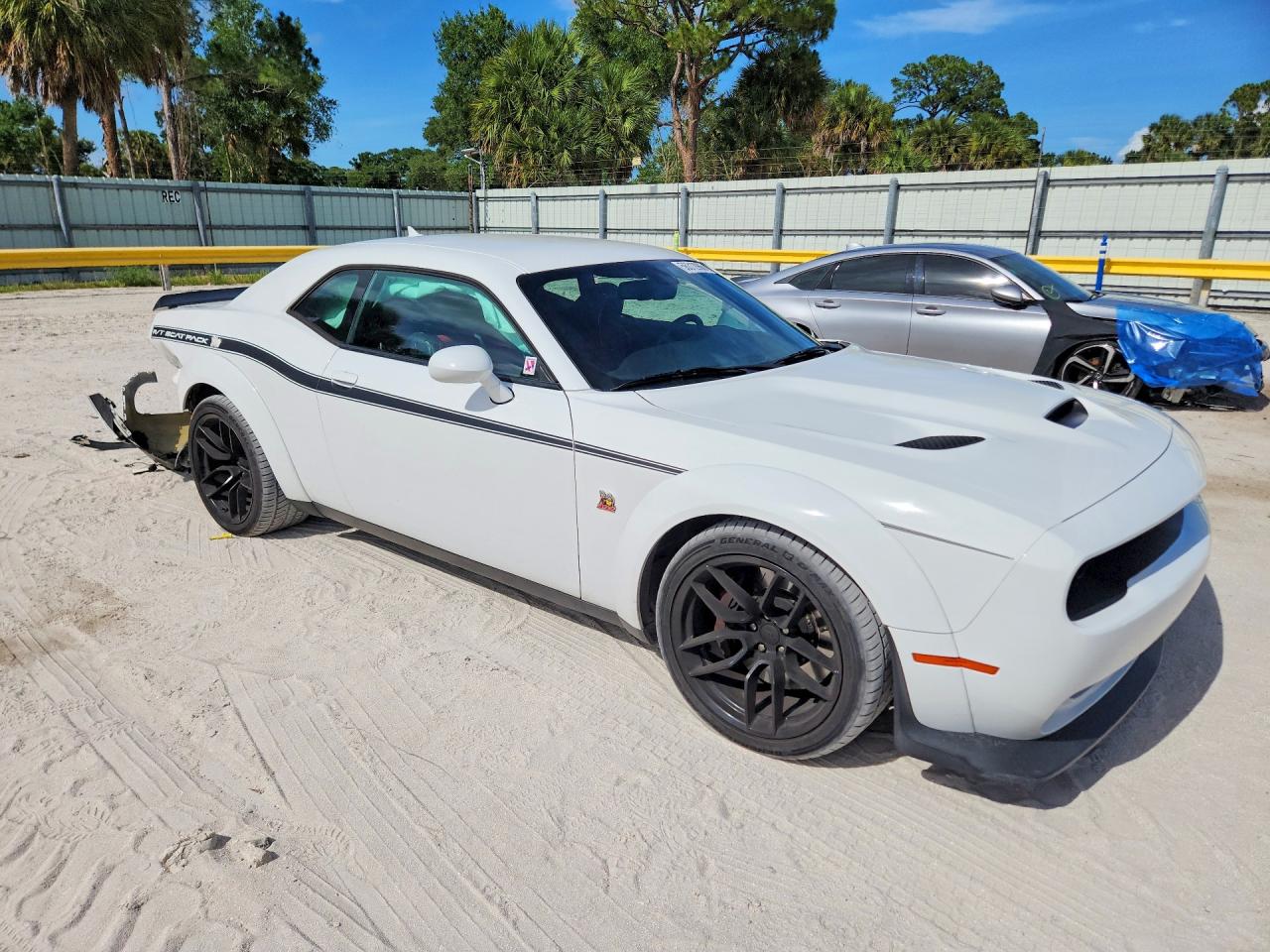 Dodge Challenger R