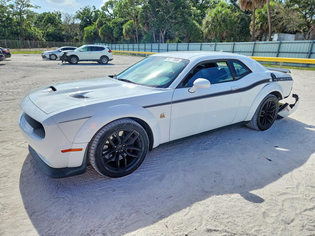 Salvage Dodge Challenger Image
