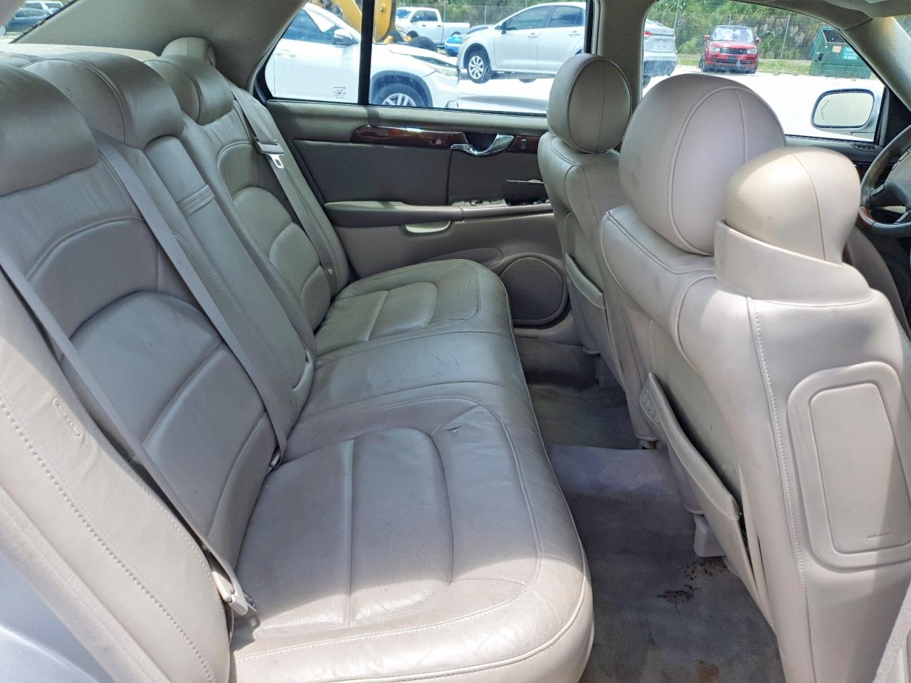 Cadillac DeVille Dts