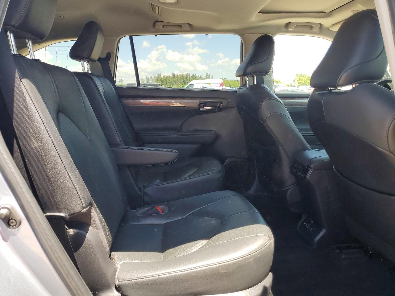 Toyota Highlander Limited