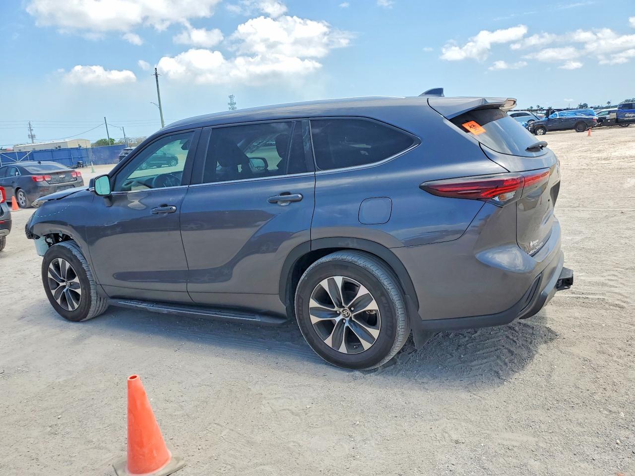 Toyota Highlander Xle