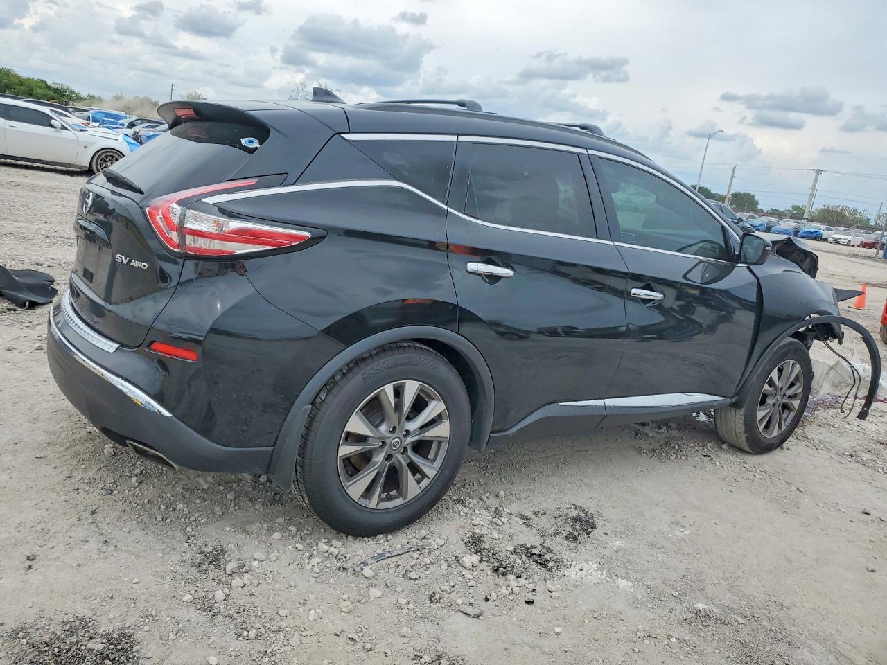 Nissan Murano Sv