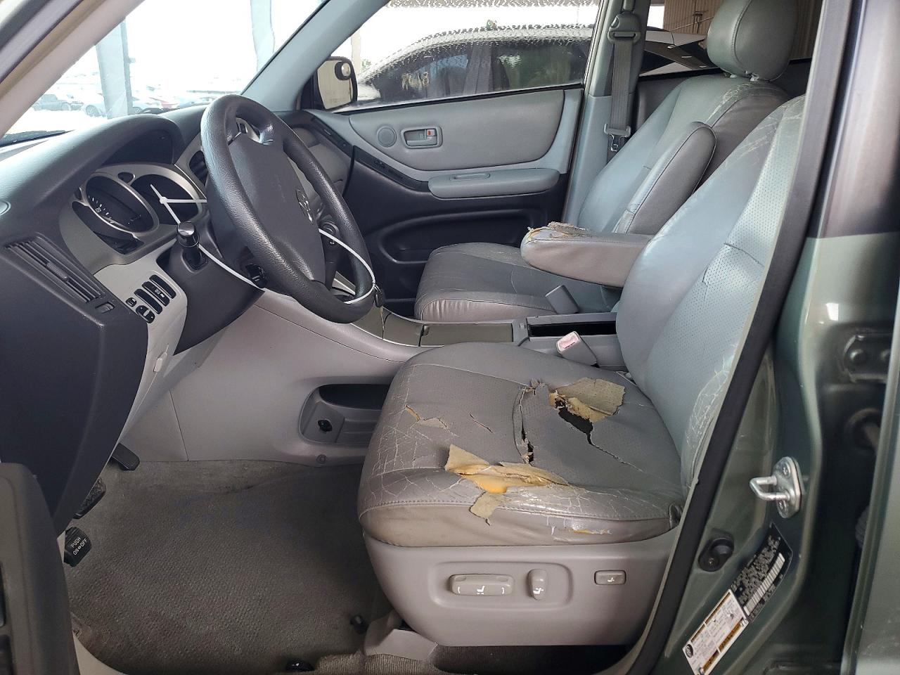 Toyota Highlander Base