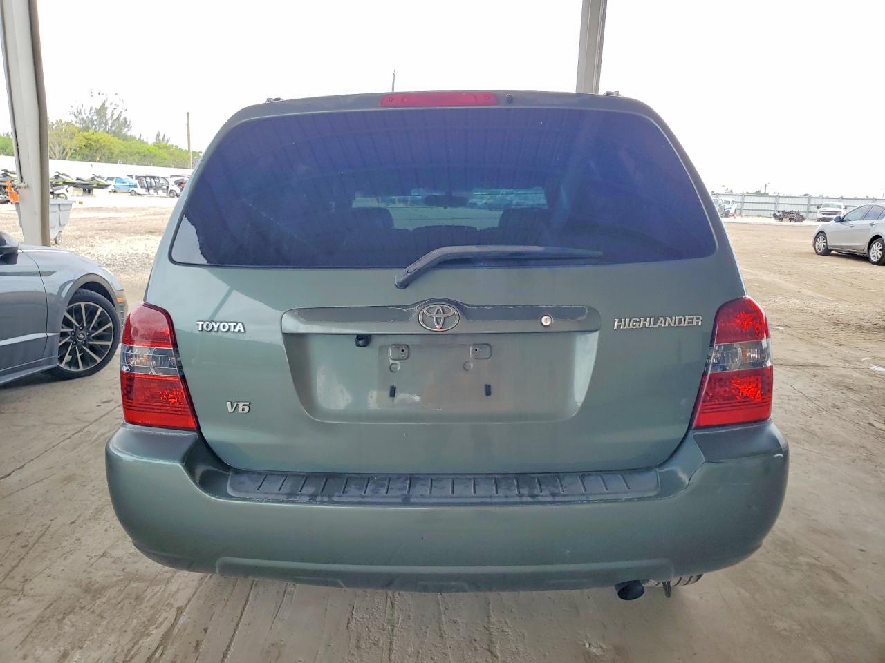 Toyota Highlander Base