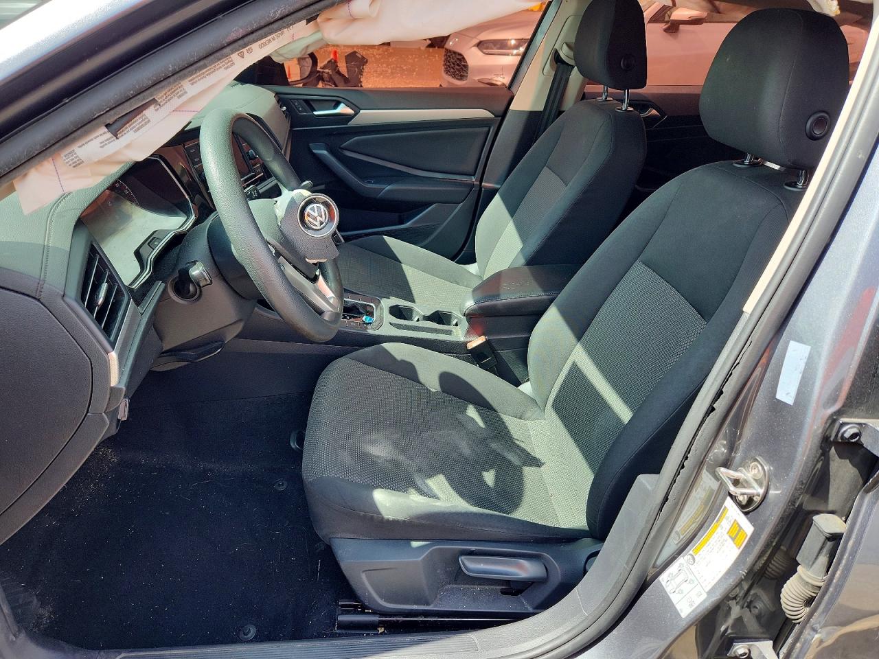Volkswagen Jetta S