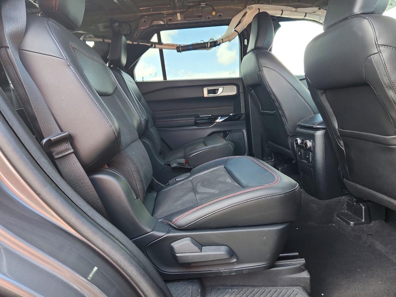 Ford Explorer St-line