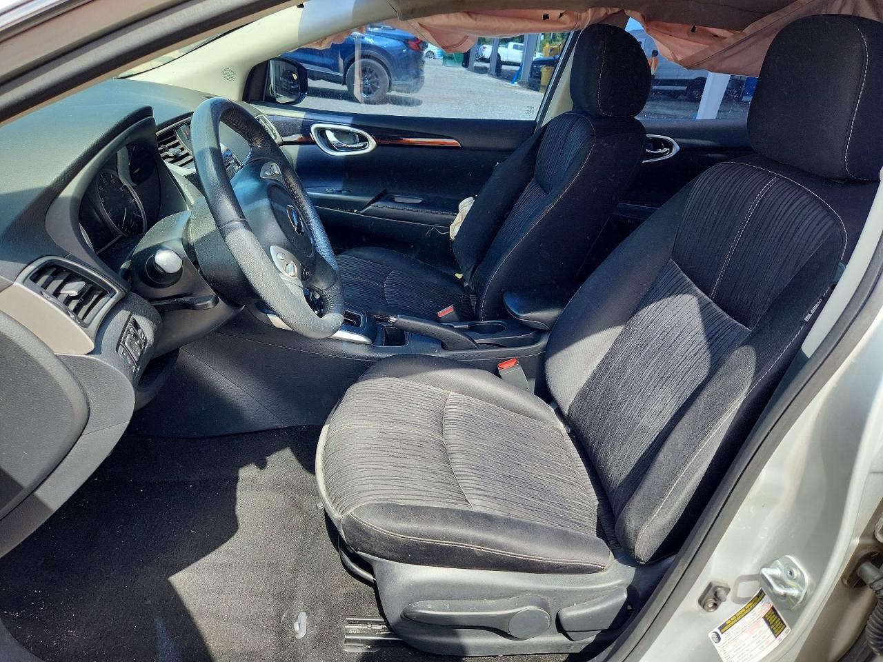 Nissan Sentra Sv