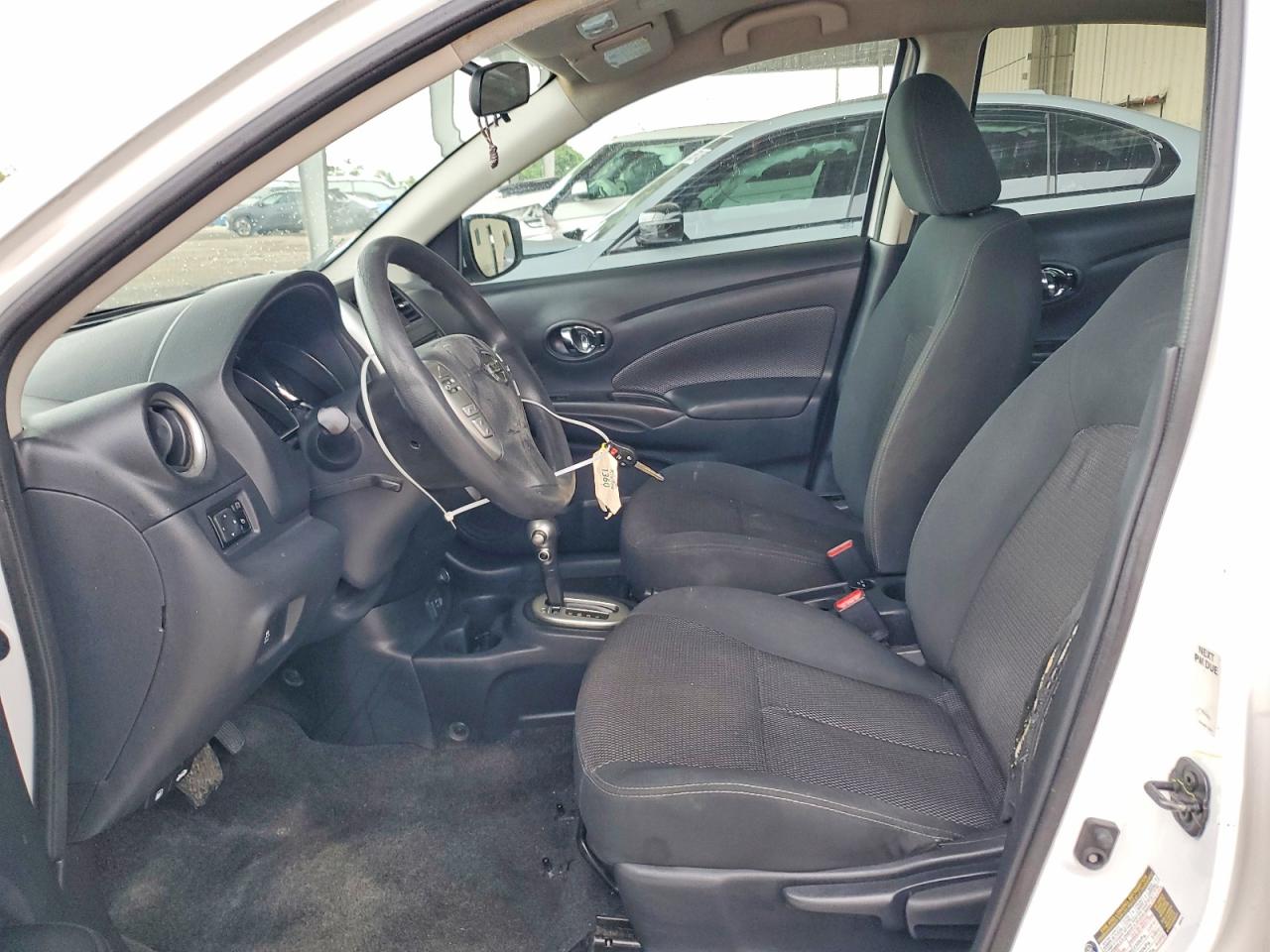 Nissan Versa Sv