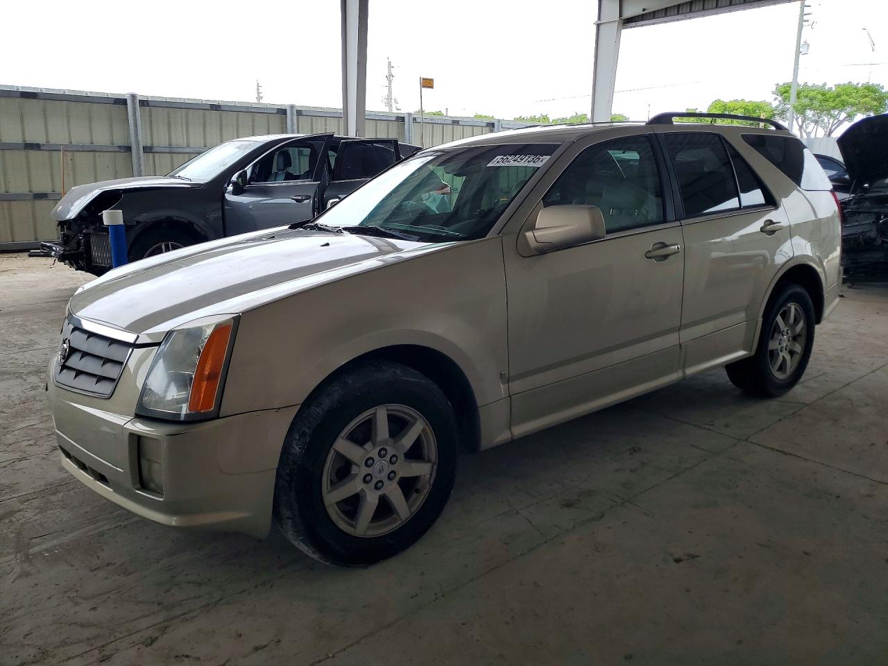 Salvage Cadillac SRX Image