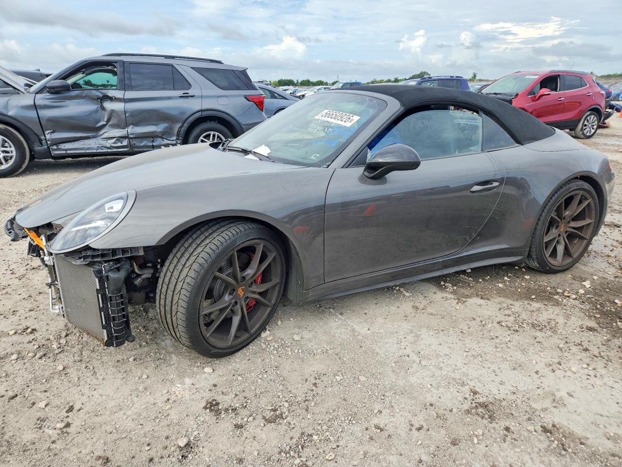 Salvage Porsche 911 Image