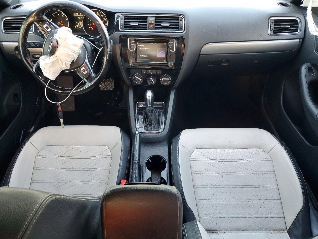 Volkswagen Jetta Sport