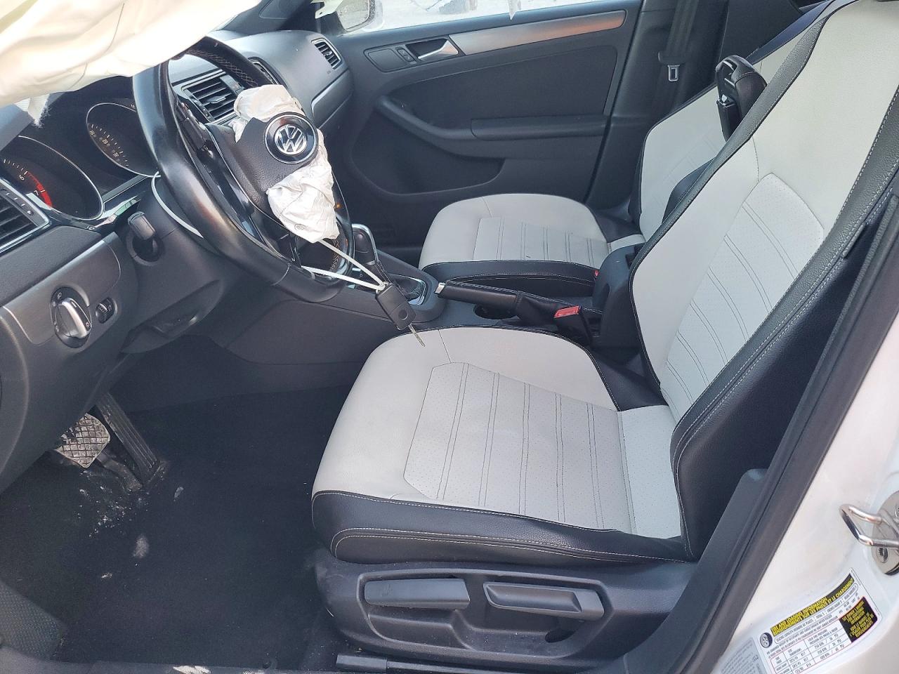 Volkswagen Jetta Sport