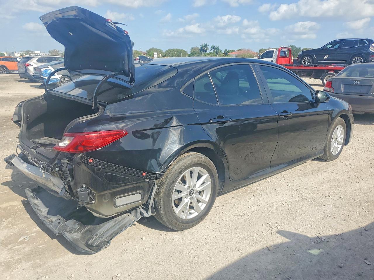 Toyota Camry Le
