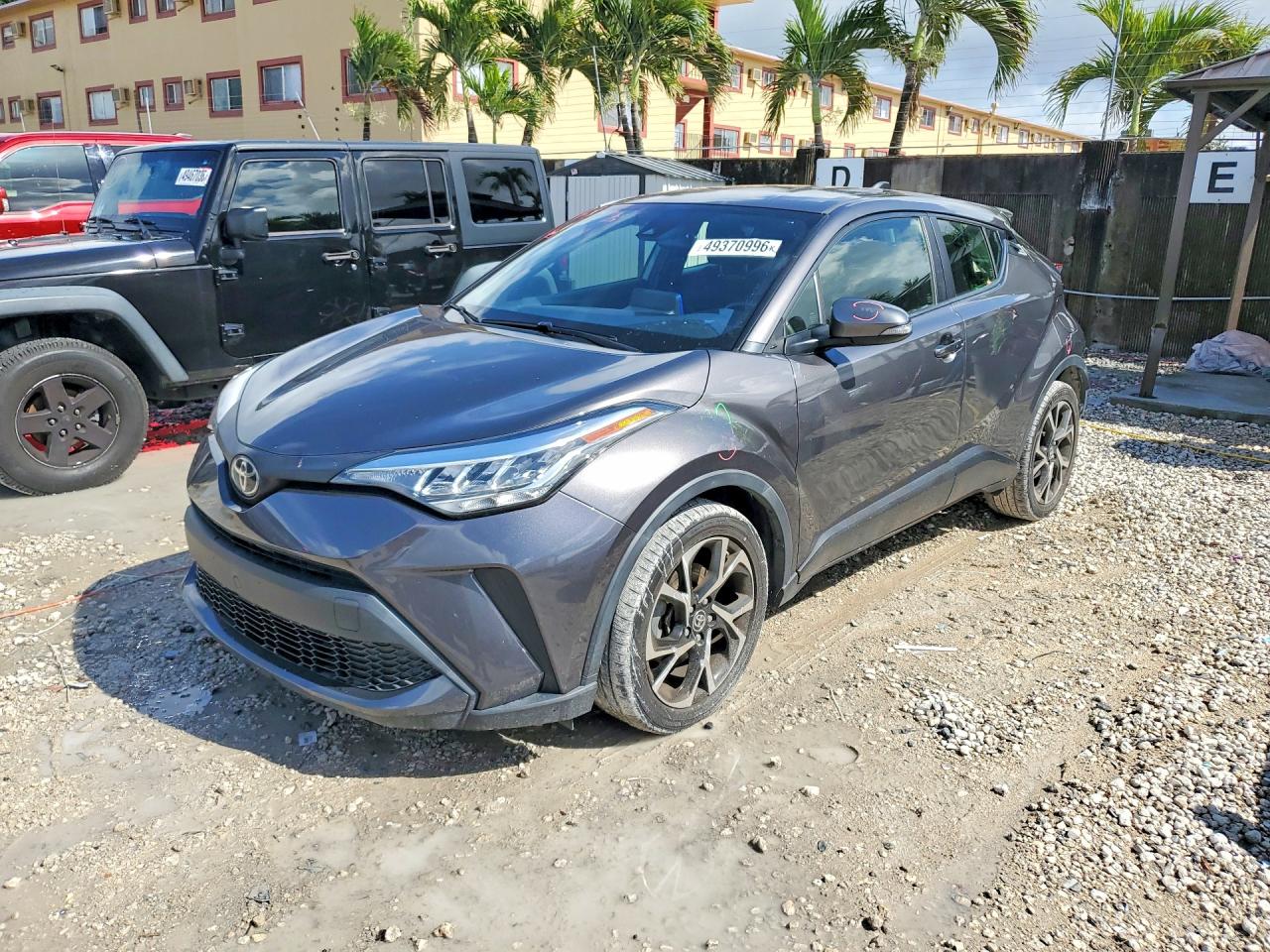 Salvage Toyota C-HR Image