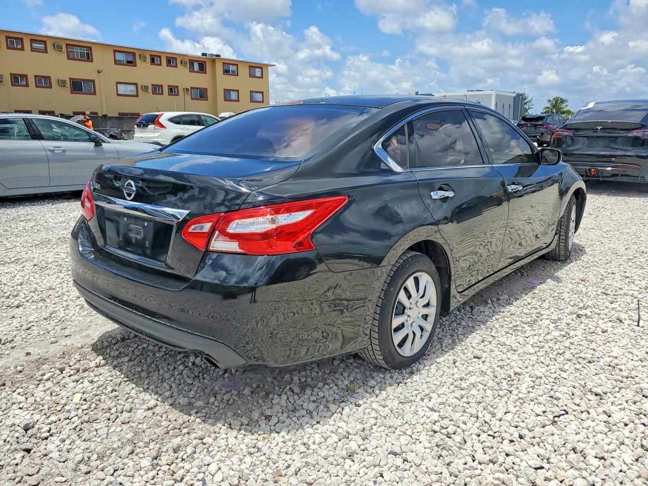 Nissan Altima 2.5 S