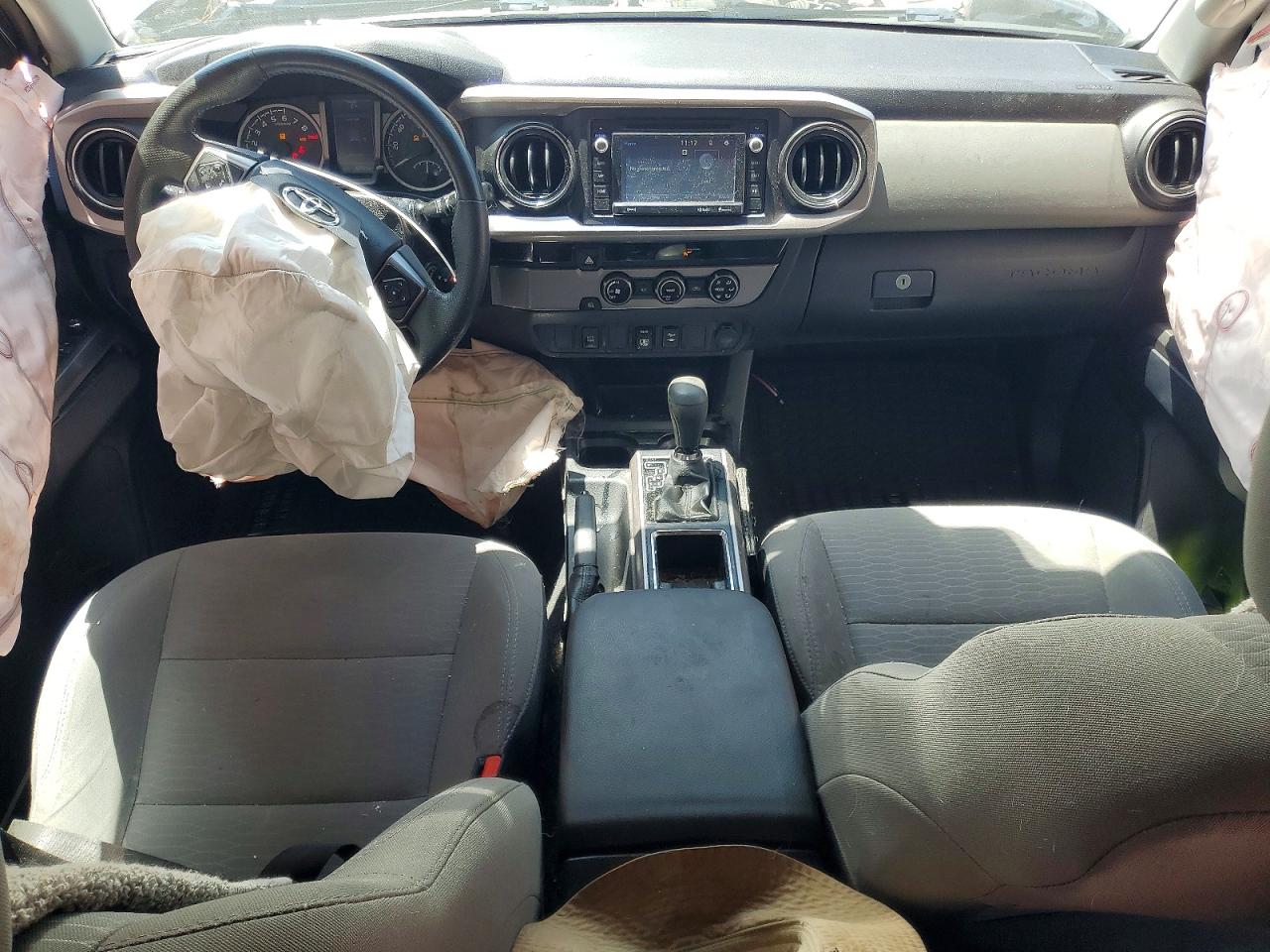 Toyota Tacoma Sr5 V6
