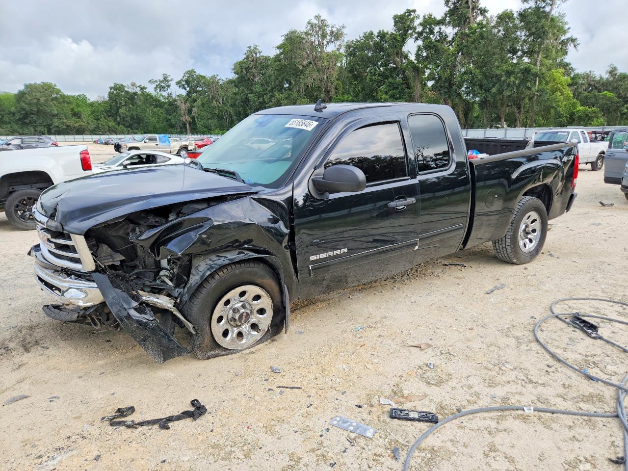 Salvage GMC Sierra Image