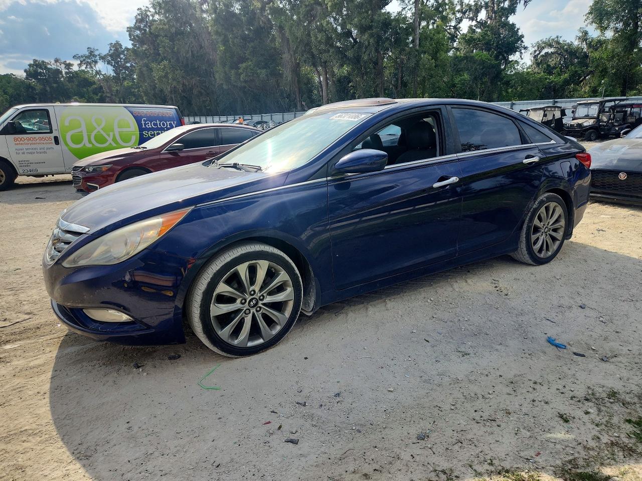 Salvage Hyundai SONATA Image