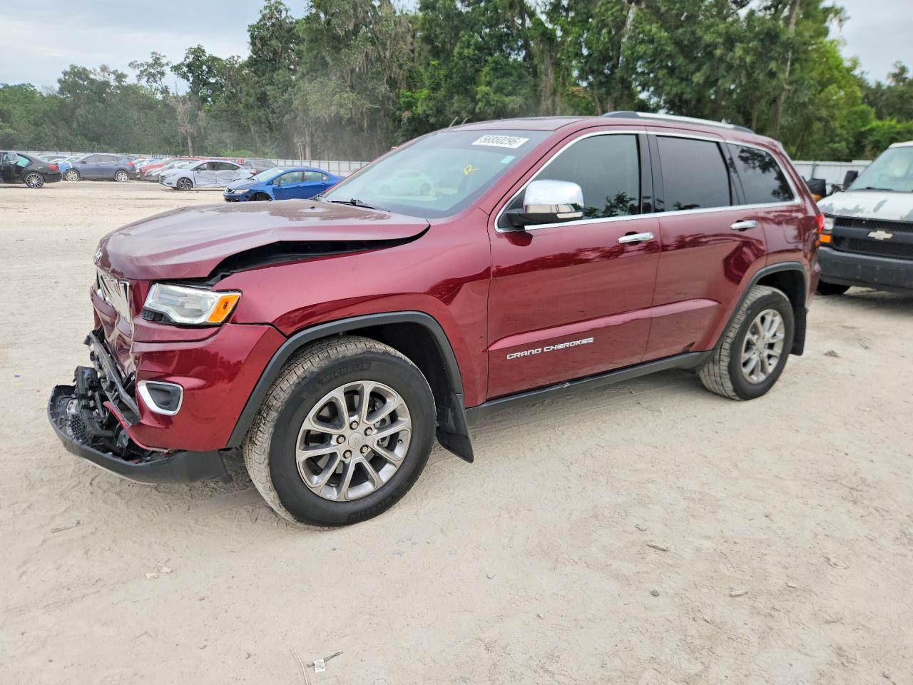 Salvage Jeep Grand Cherokee Image